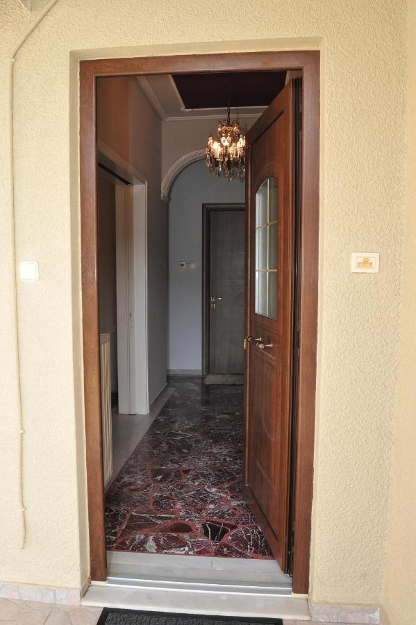 Villa Ananta House Kalambaka Esterno foto